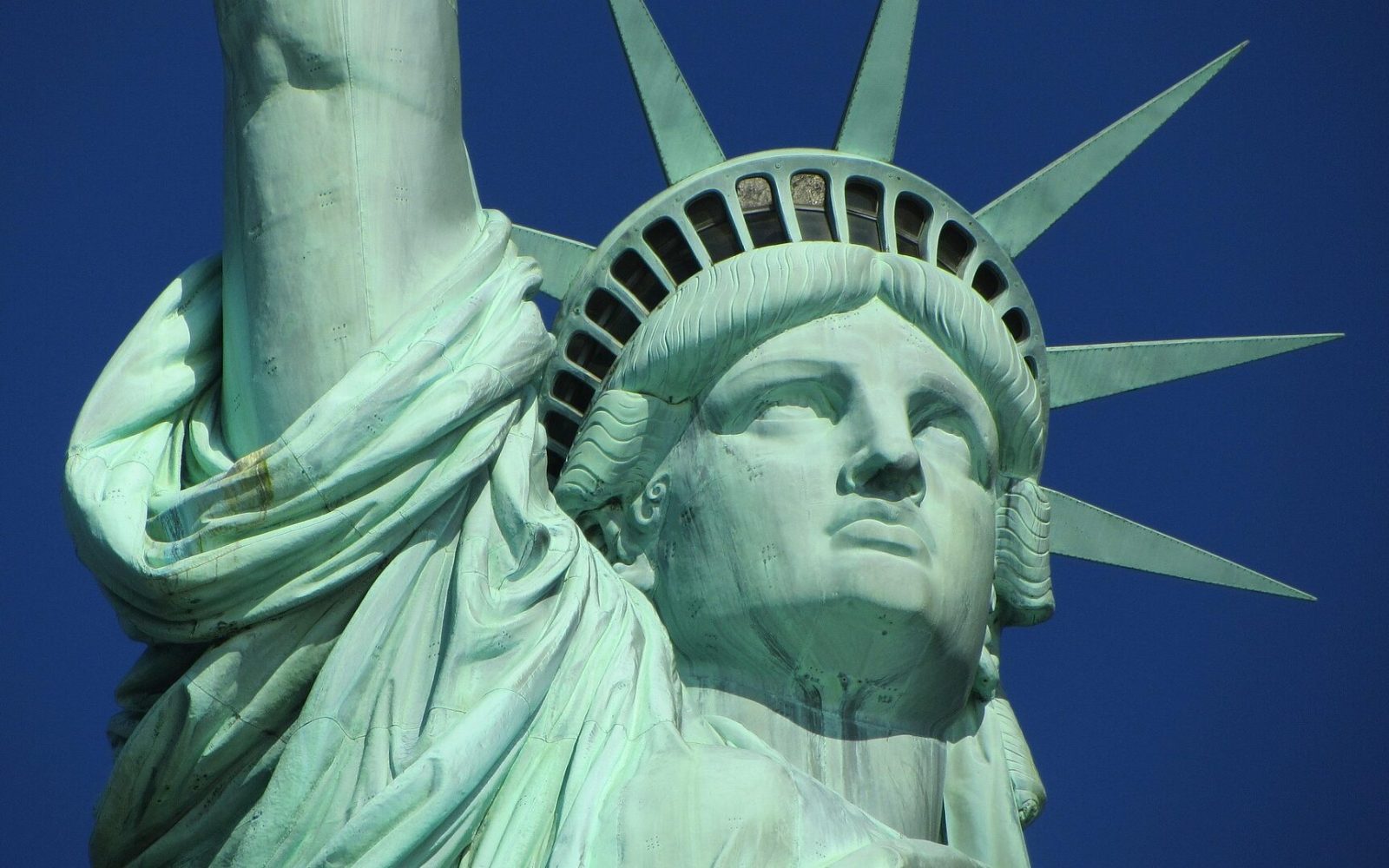 statue-of-liberty-267948_1920